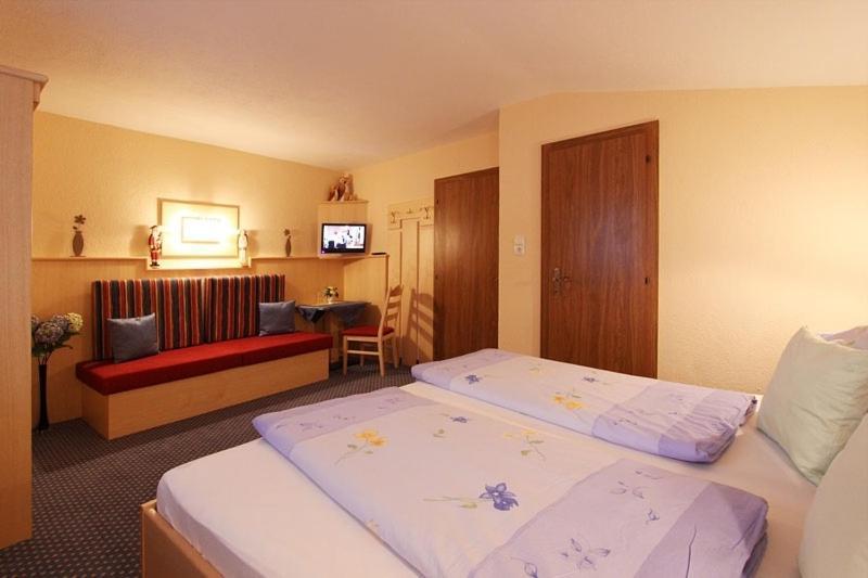 Gaestehaus Veit Fiegl เซิลเดน ภายนอก รูปภาพ